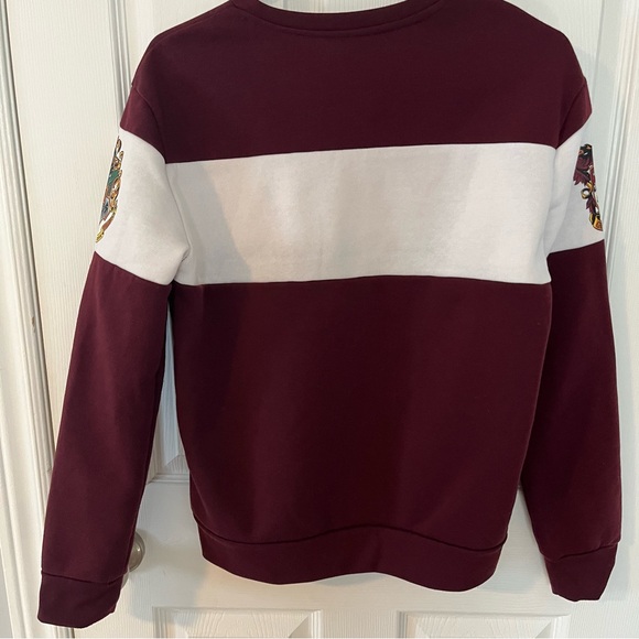 Harry Potter Wizarding World Women’s Small Sweatshirt. Excellent condition. - Picture 3 of 8